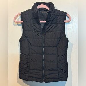 ***SOLD*** Aeropostale Black Puffer Vest